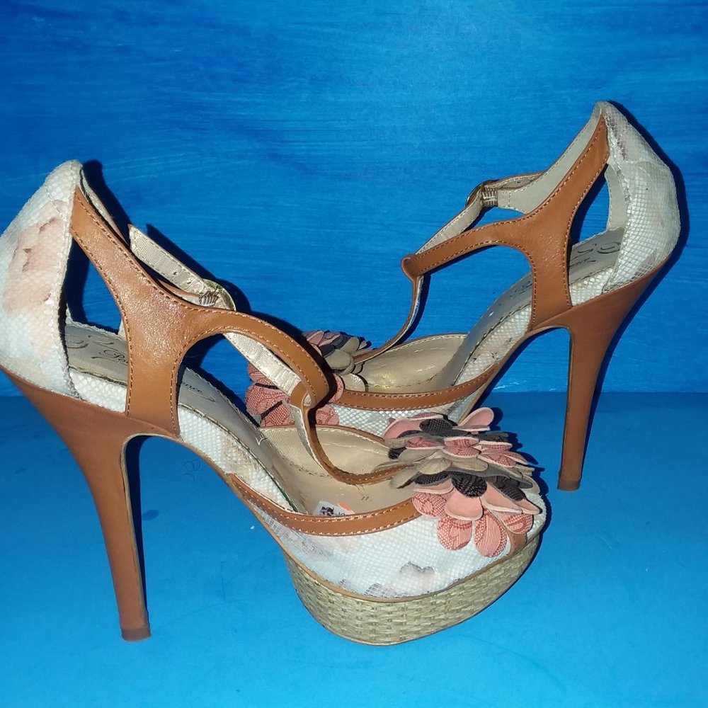 Stylish Tan Floral Women's Heels